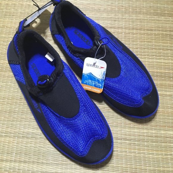 Speedo Junior Water Shoes - Size L (4-5) - Picture 1 of 11